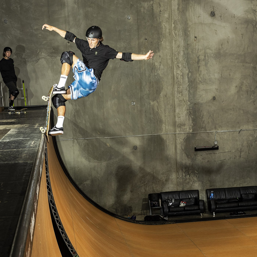 TRIPLE EIGHT x INDEPENDENT CERTIFIED SWEATSAVER SKATEBOARD HELMET - Bow Shock Marketplace