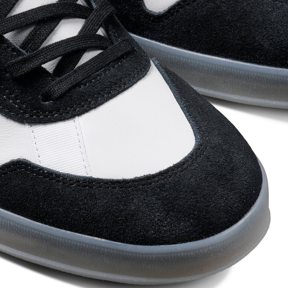 Adidas Skateboarding Aloha Super x Gustav Tønnesen - Core Black/White/Chalk White