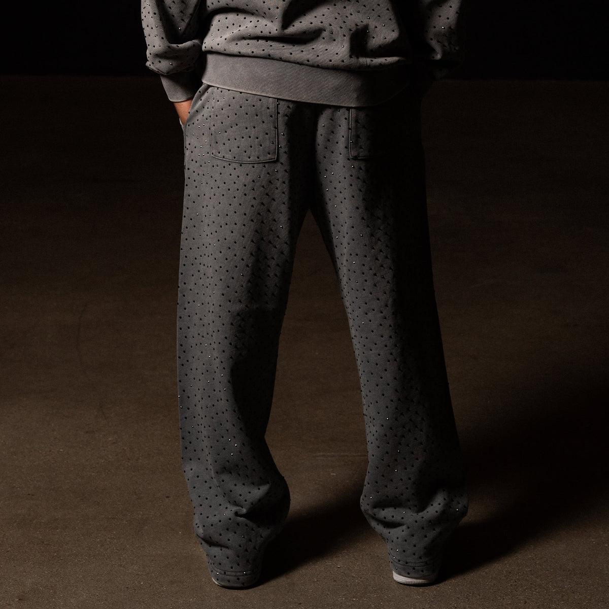 RIPNGEMS Straight Leg Sweatpants (Charcoal Wash)