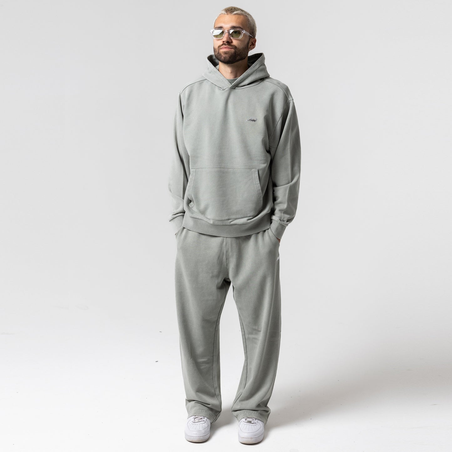 Castanza Hoodie (Sage Vintage Wash)