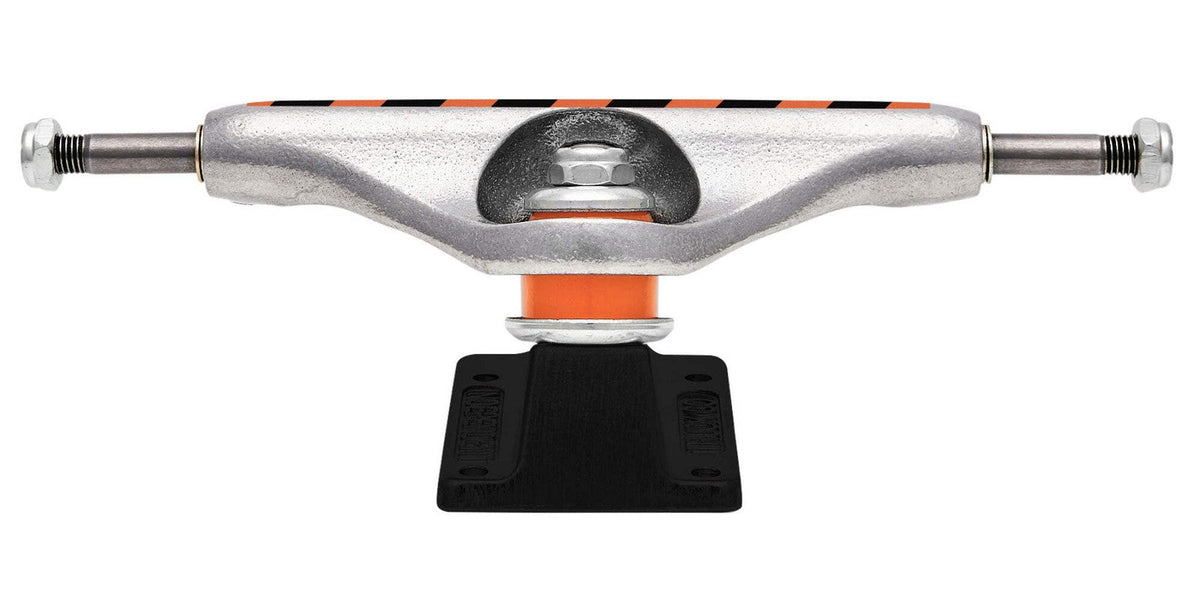 Independent Stage 11 Built To Grind Silver/Black Standard Trucks (Set of 2)