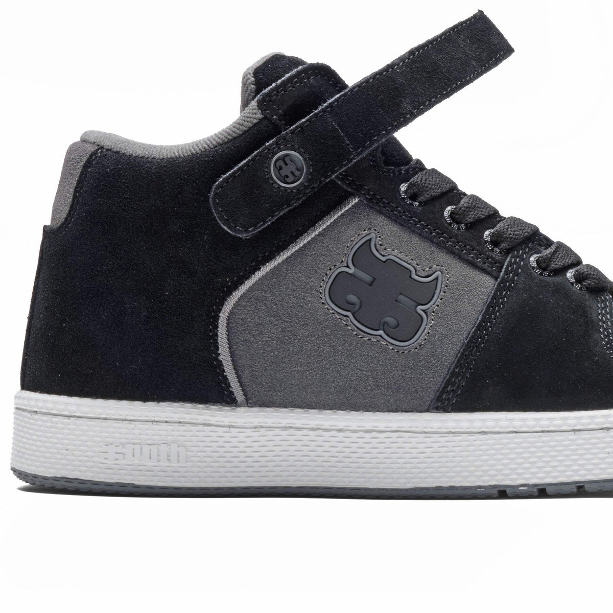 Ipath Grasshopper - Black Suede Shoes