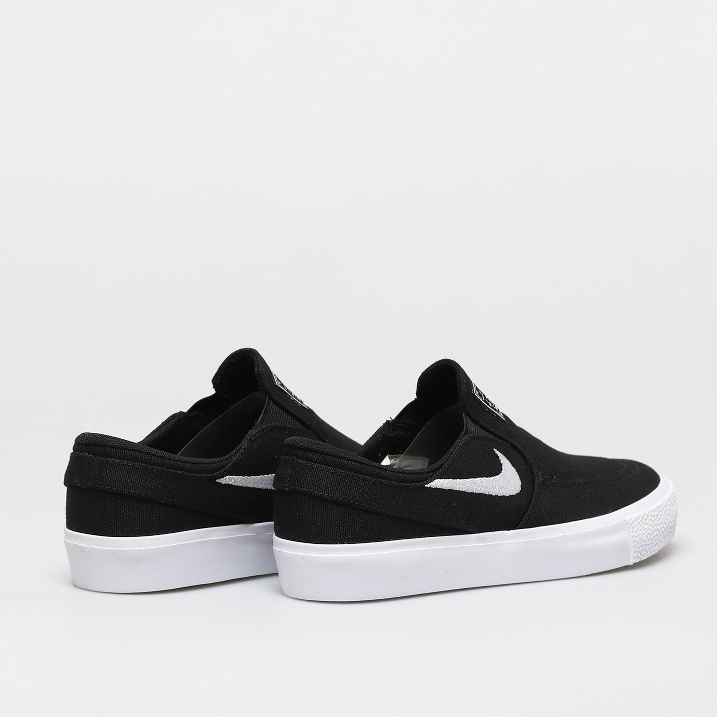 Nike Shoes SB Stefan Janoski Canvas Slip (GS) Youth - Black/White