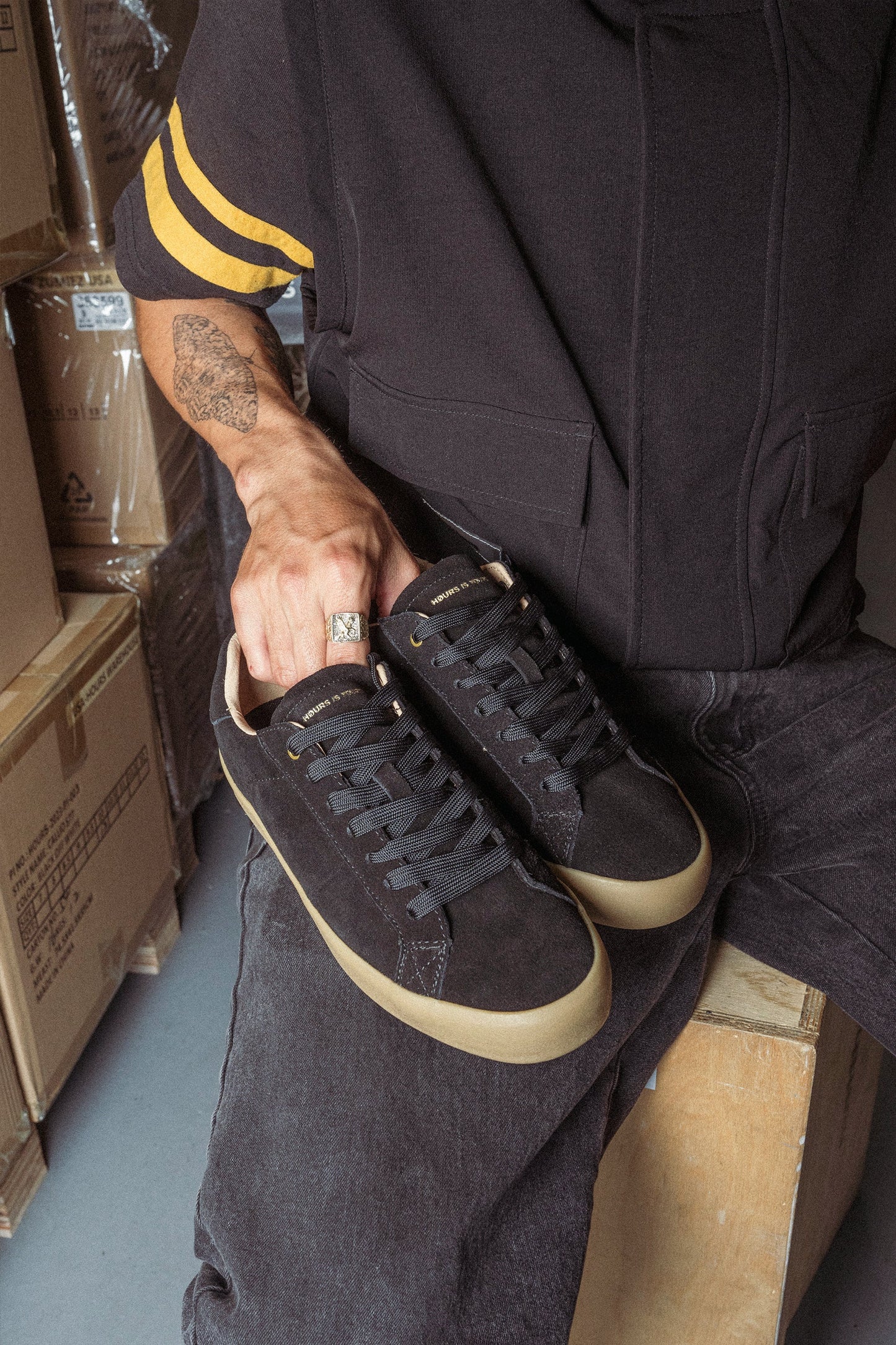 Hours C71 Black Gum - Bow Shock Marketplace