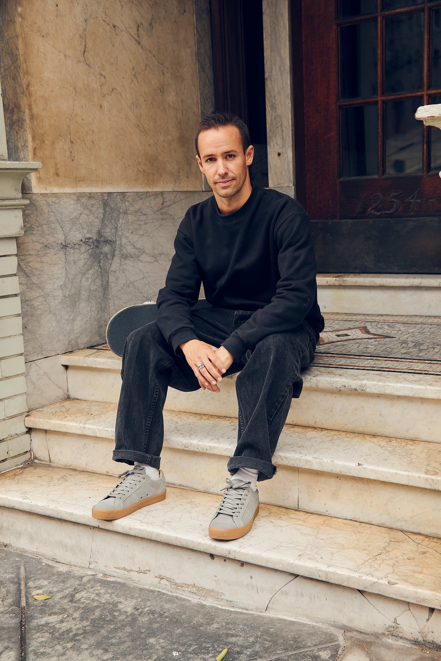 Hour C71 TELEGREY GUM - Bow Shock Marketplace