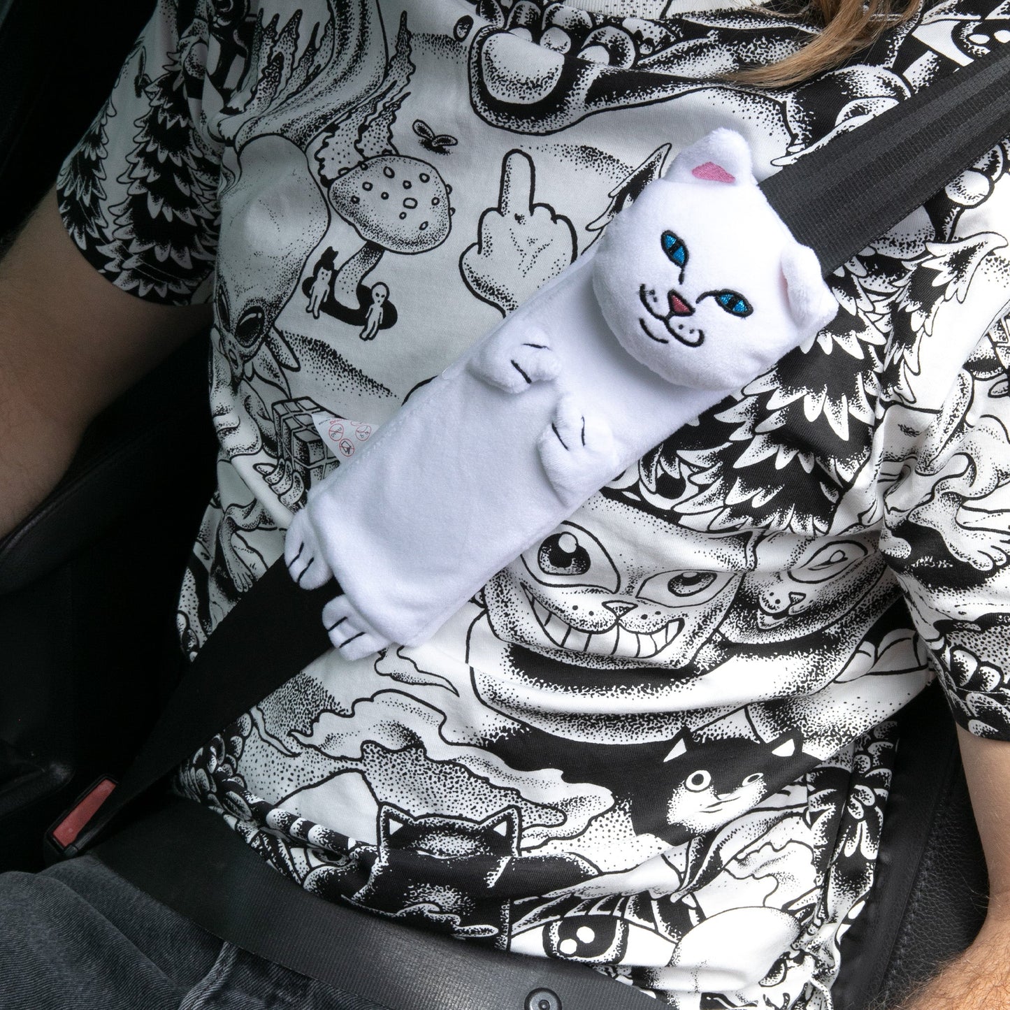 Nermal Seat Belt Cover (White)