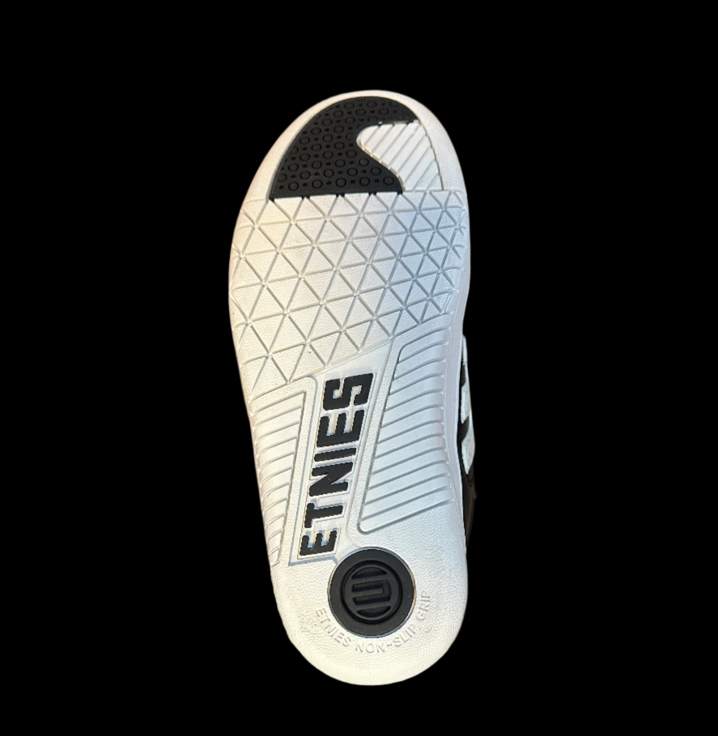 Etnies Locut LS Black/White Skate Shoes - Bow Shock Marketplace