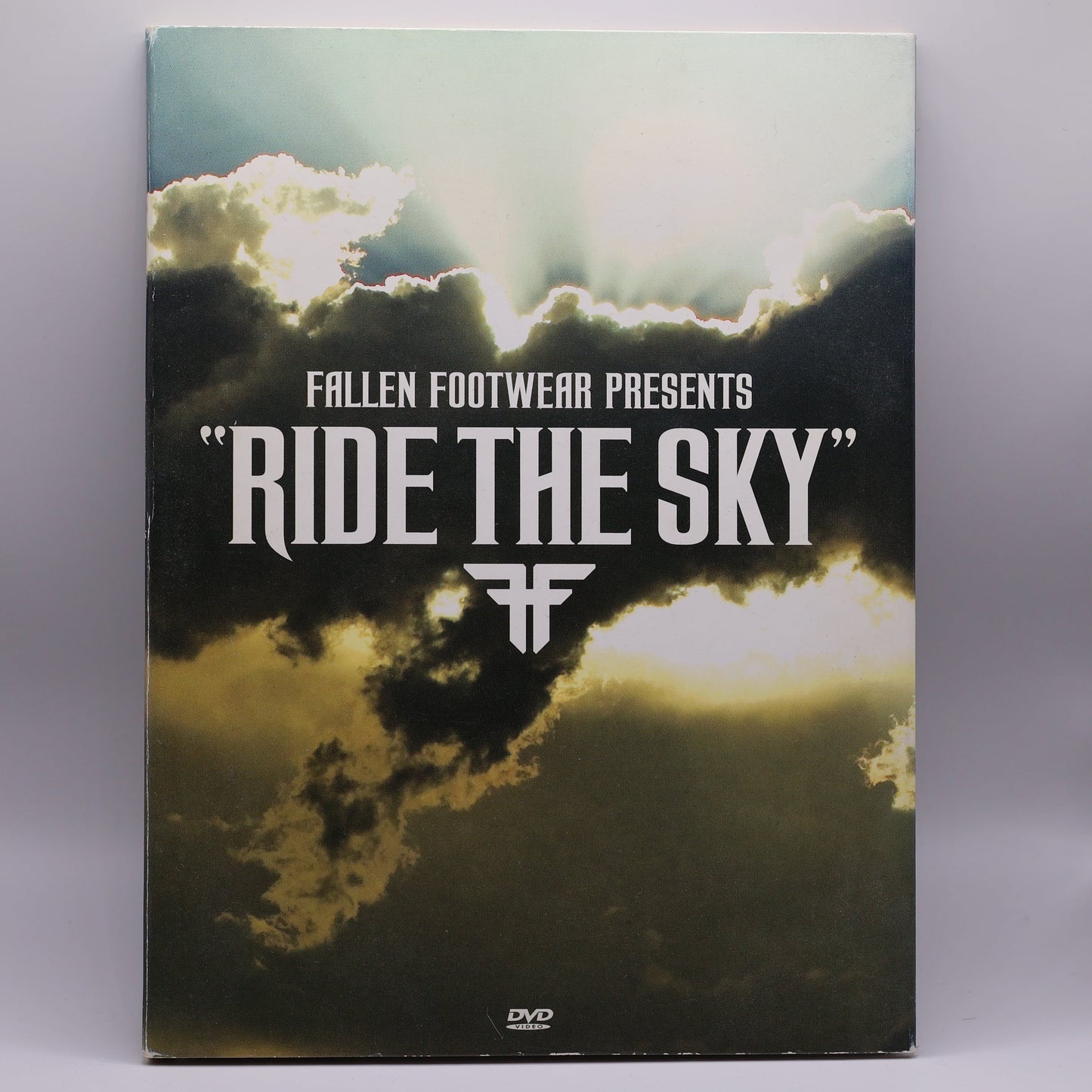 Fallen Ride The Sky DVD (2008) | Chris Cole Jamie Thomas Tommy Sandoval | Classic Skate Video