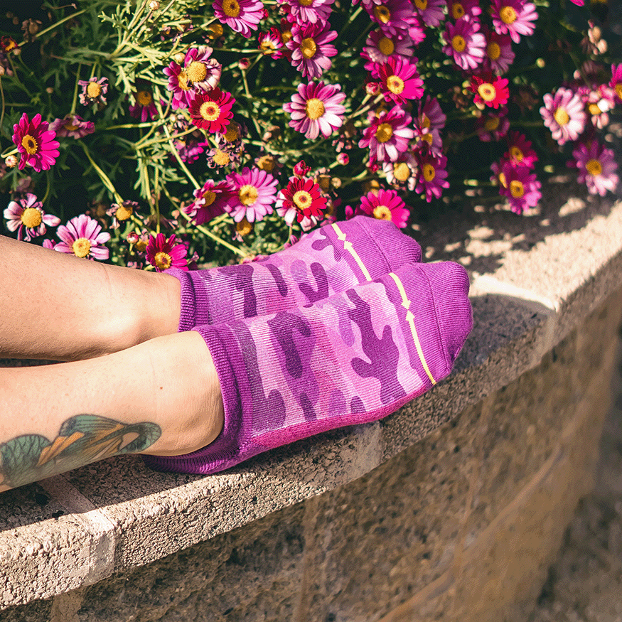 Pink Camo No Show Socks