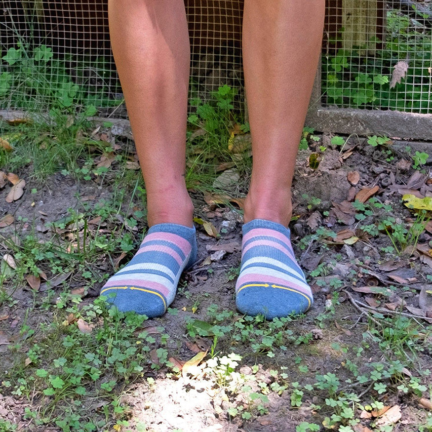 Dream Rose Plant-Based Dye No Show Socks