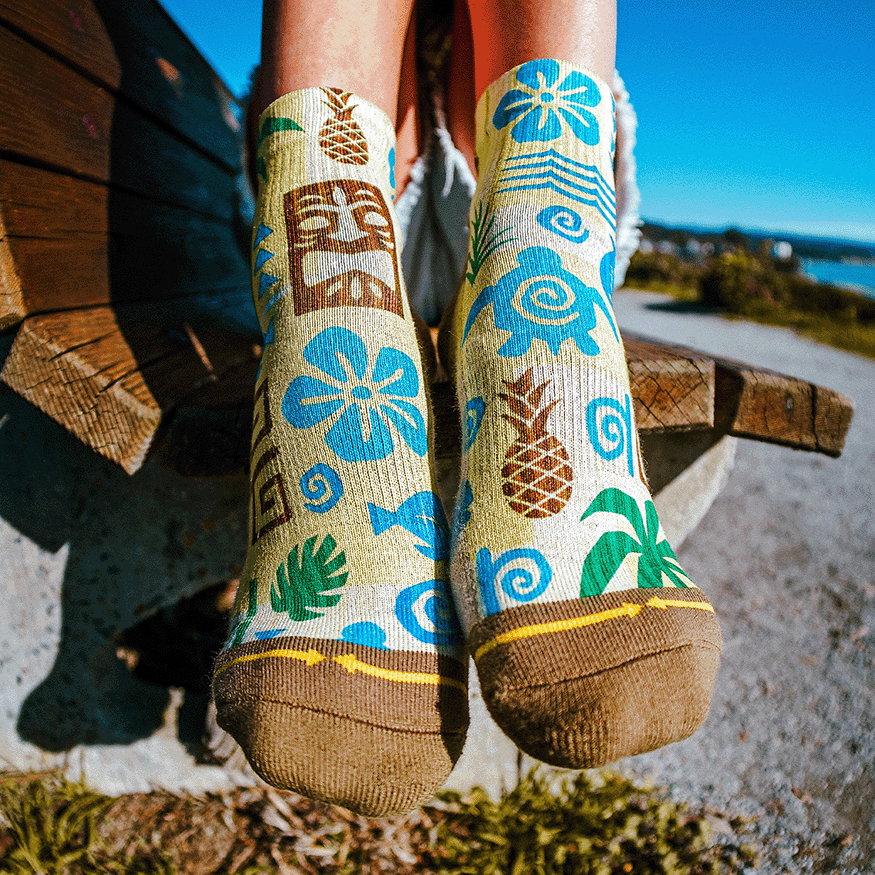 Aloha Kakahiaka Quarter Crew Socks By MERGE4