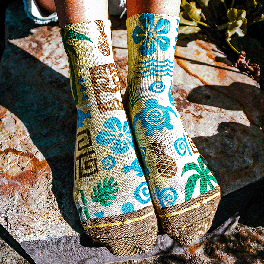 Aloha Kakahiaka Quarter Crew Socks By MERGE4