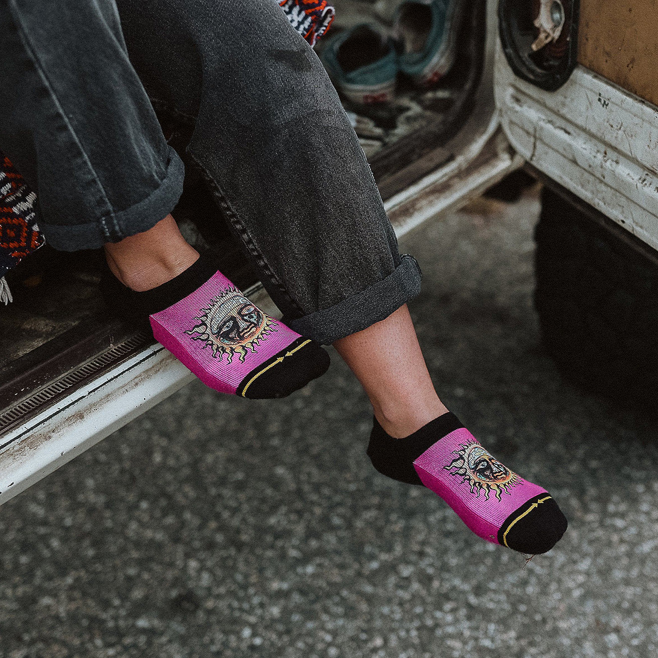 Sublime Sun Pink No Show Socks