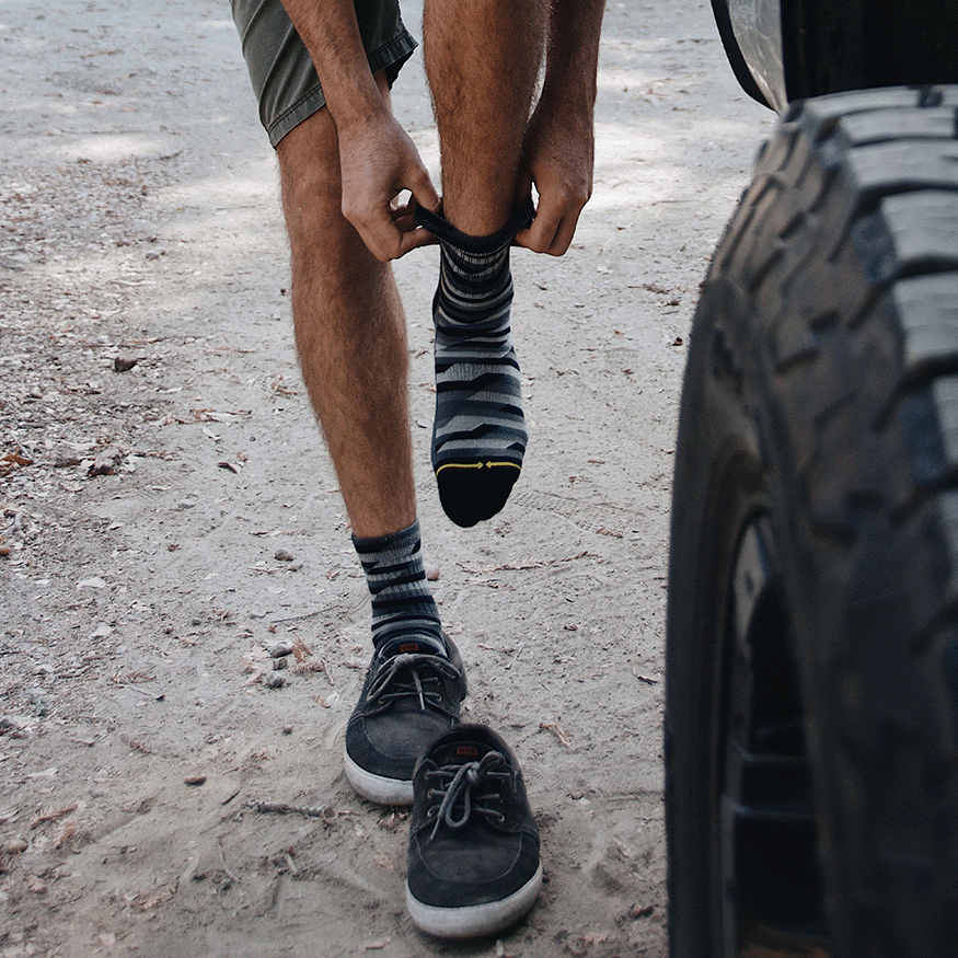Trekker Quarter Crew Socks Black