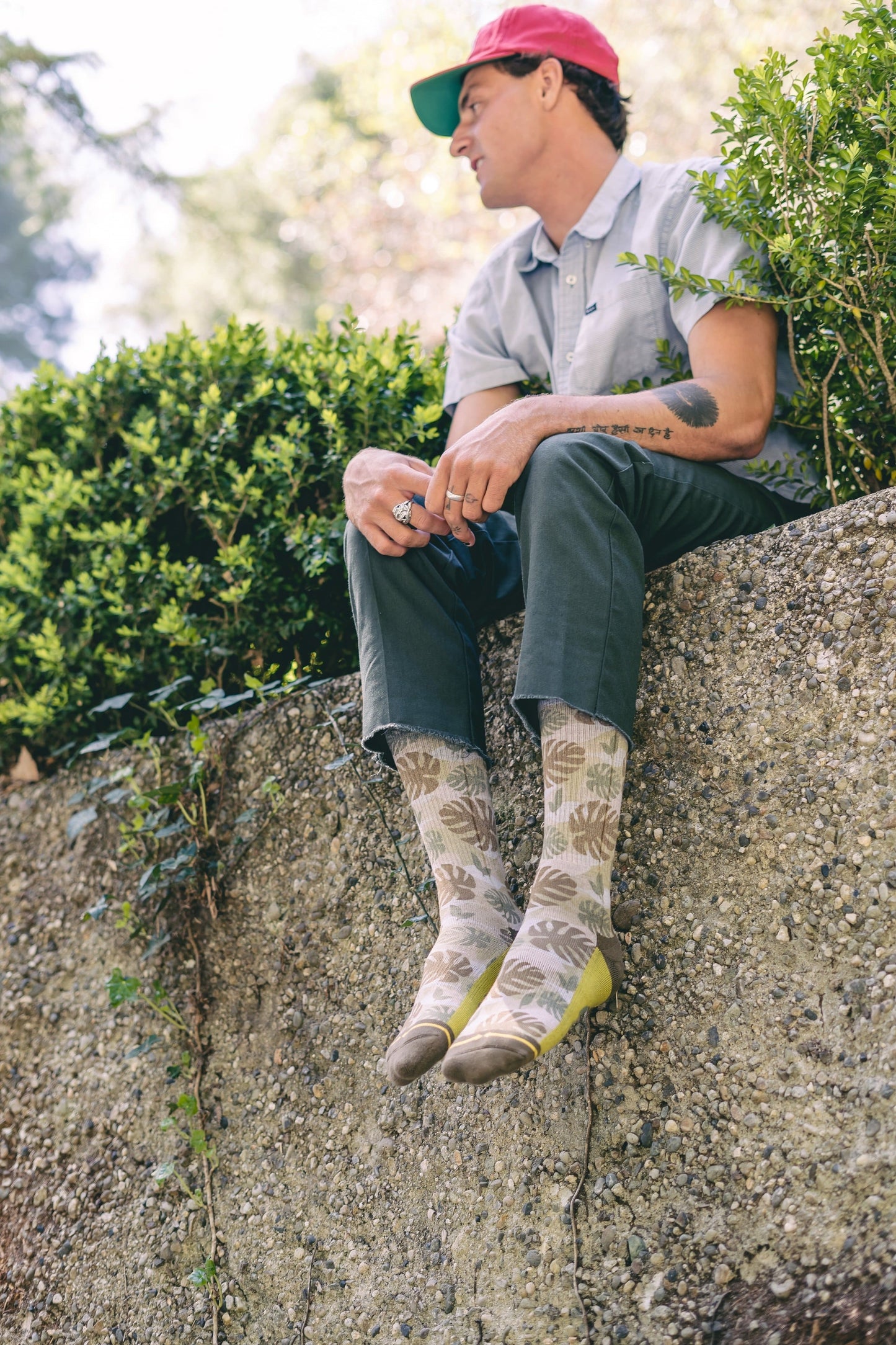Maia Negre Leaf Camo Crew Socks