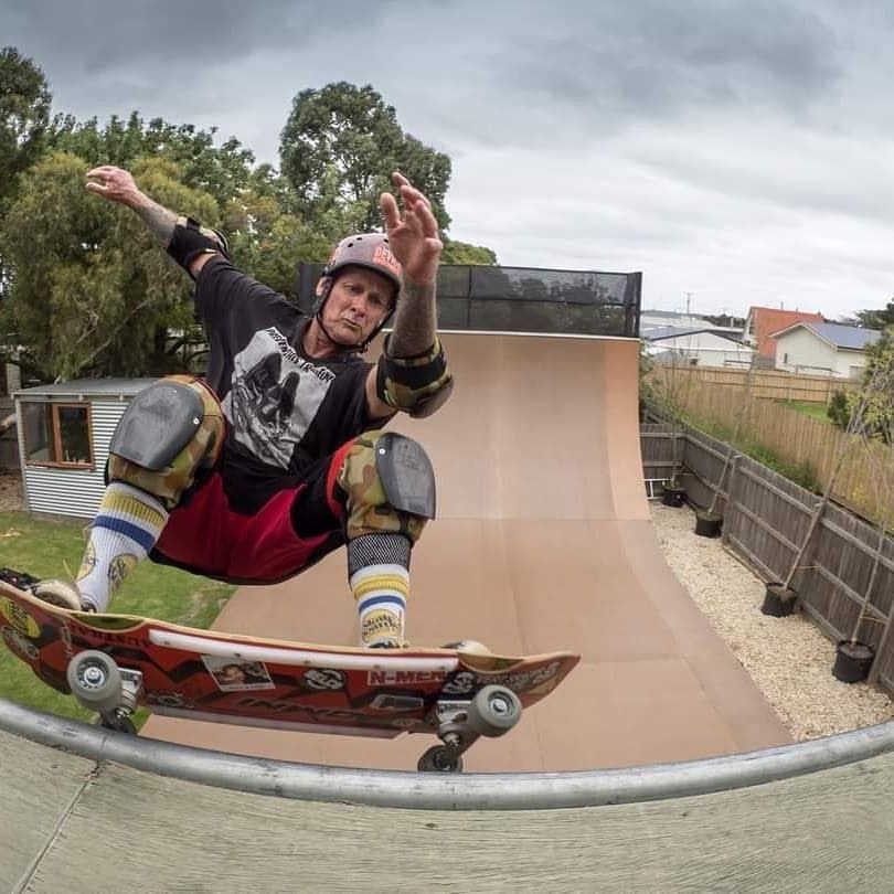 Skateboarder Mid-Length Socks