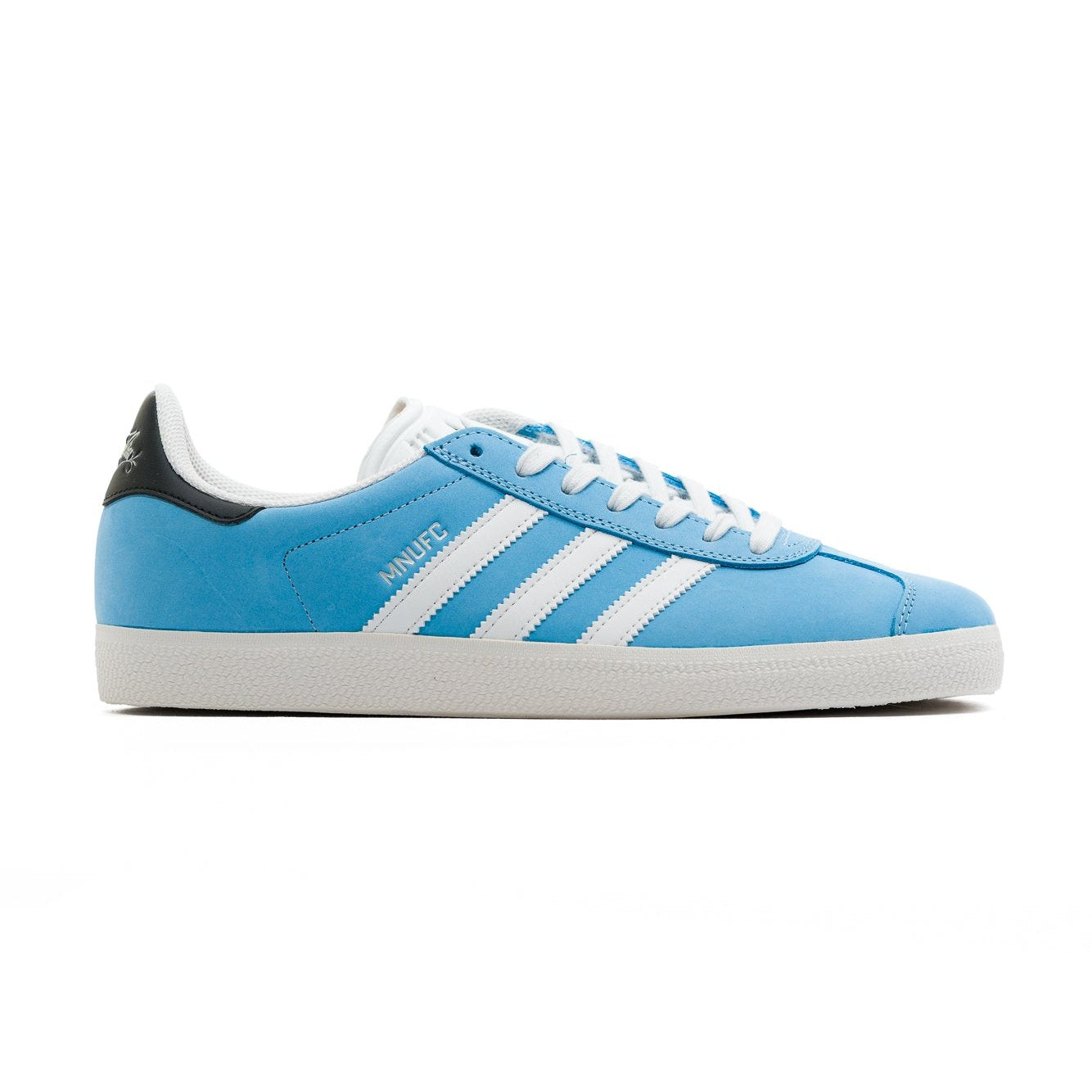 Adidas MNUFC X FAMILIA Gazelle ADV Shoes - Crystal White / Core Black / Better Scarlet