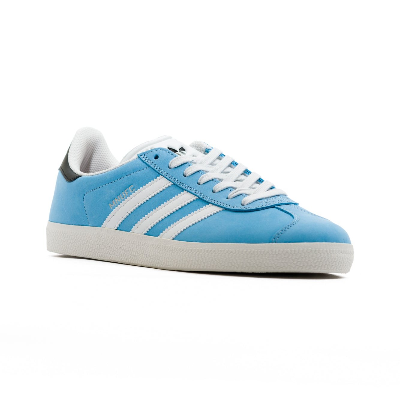 Adidas MNUFC X FAMILIA Gazelle ADV Shoes - Crystal White / Core Black / Better Scarlet