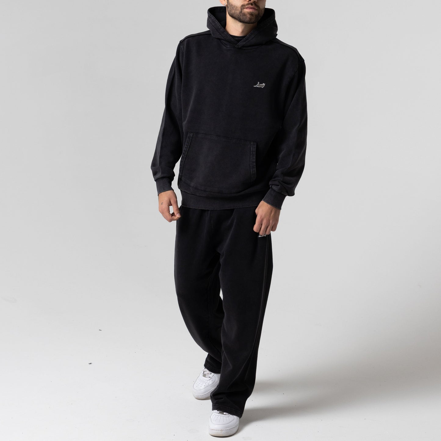 Castanza Hoodie (Black Vintage Wash)