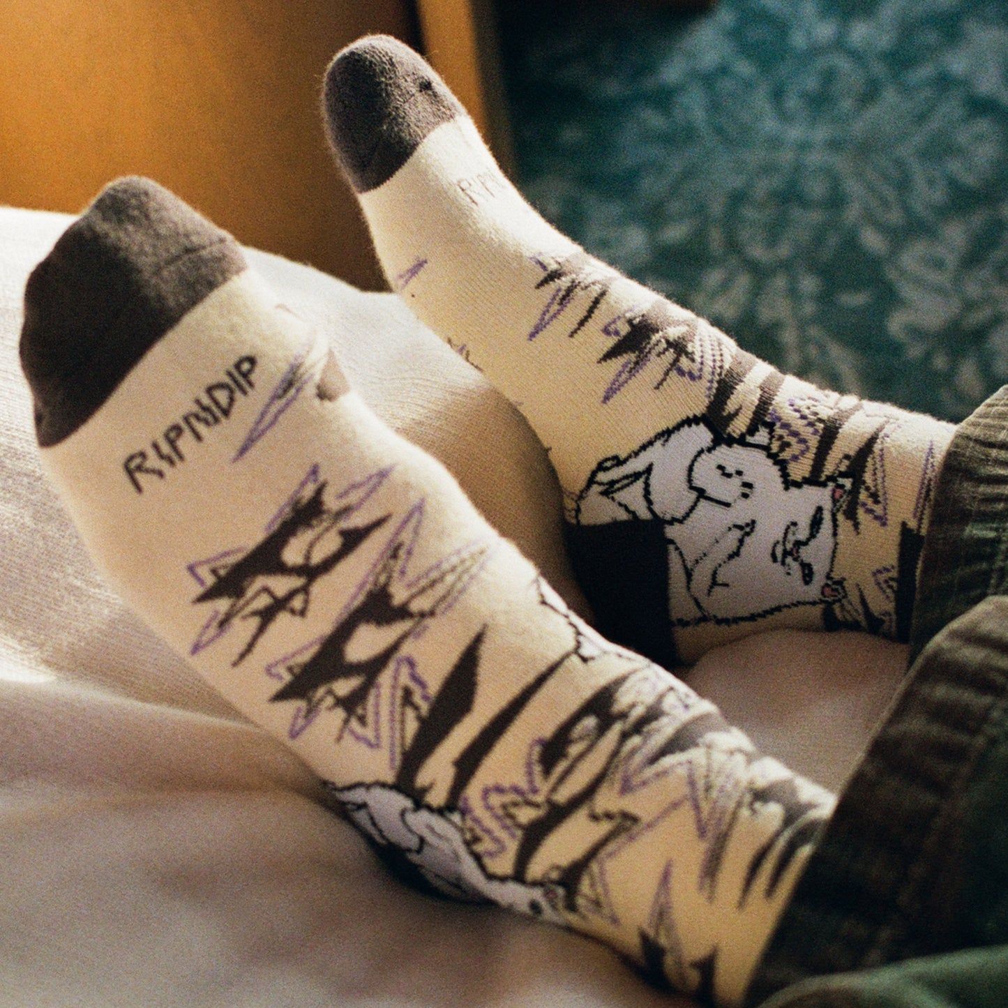 Lord Nermal Wire Socks (Bone)