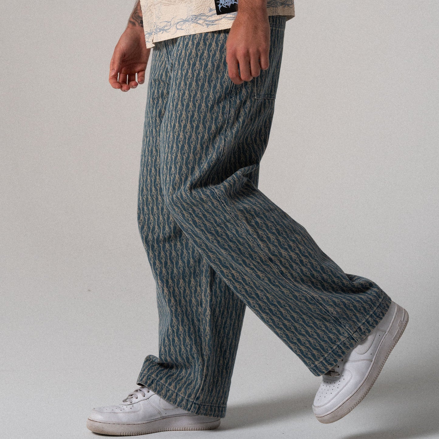 Western Roads Wide Fit Pants (Meidum Wash)