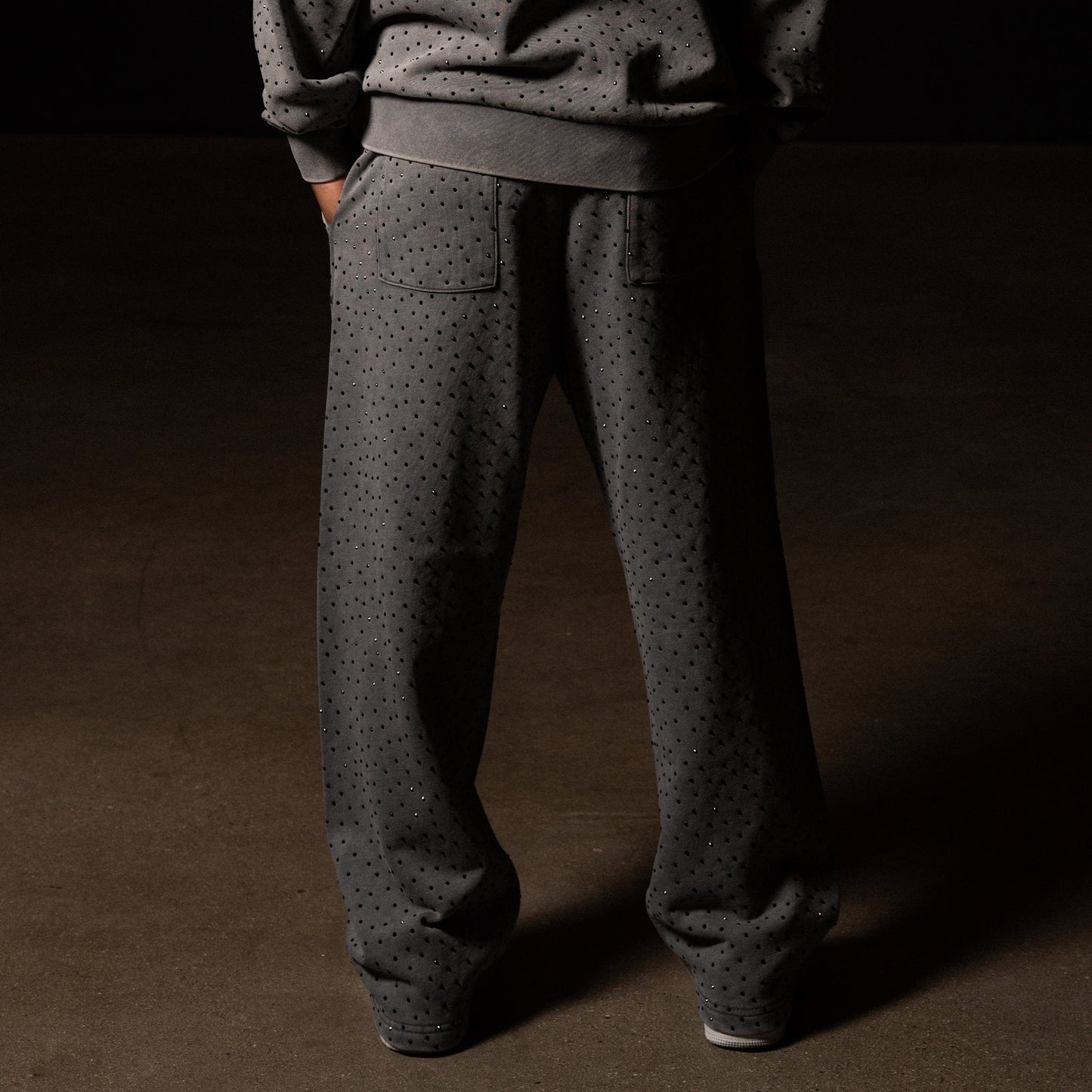 RIPNGEMS Straight Leg Sweatpants (Charcoal Wash)