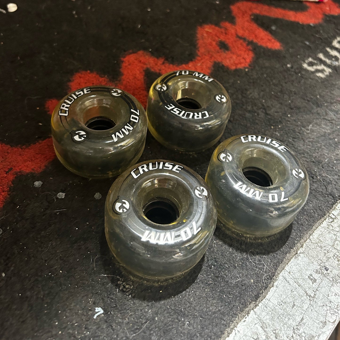 Kryptonics Cruise 70mm 80a Floor Model Wheels - Clear (Set of 4) - Bow Shock Marketplace