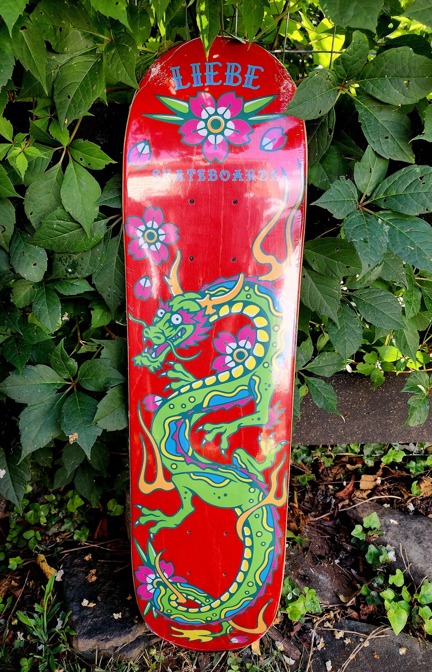 Liebe Grom Squad – Neon Dragon Decks