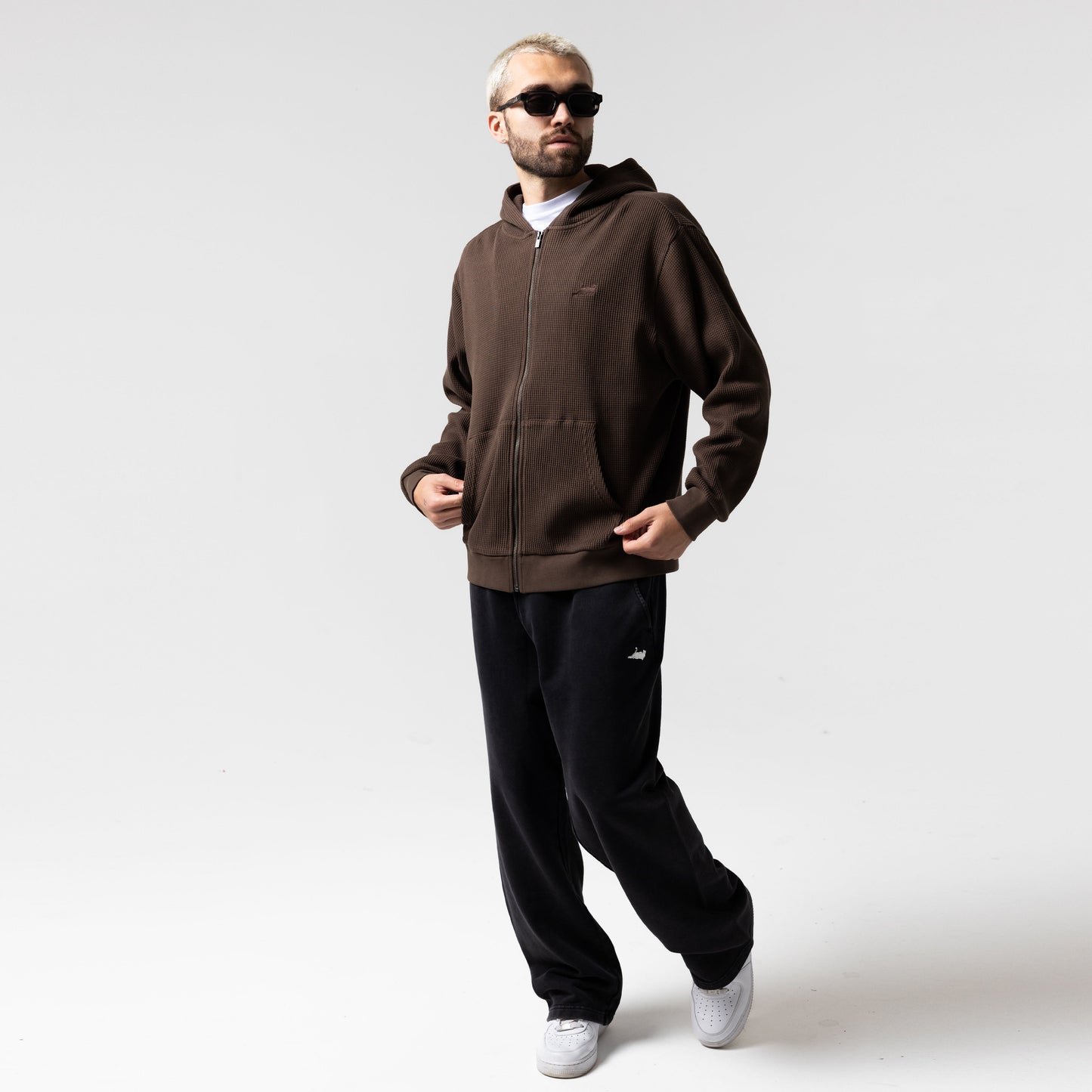 Castanza Waffle Knit Zip Up Hoodie (Brown)